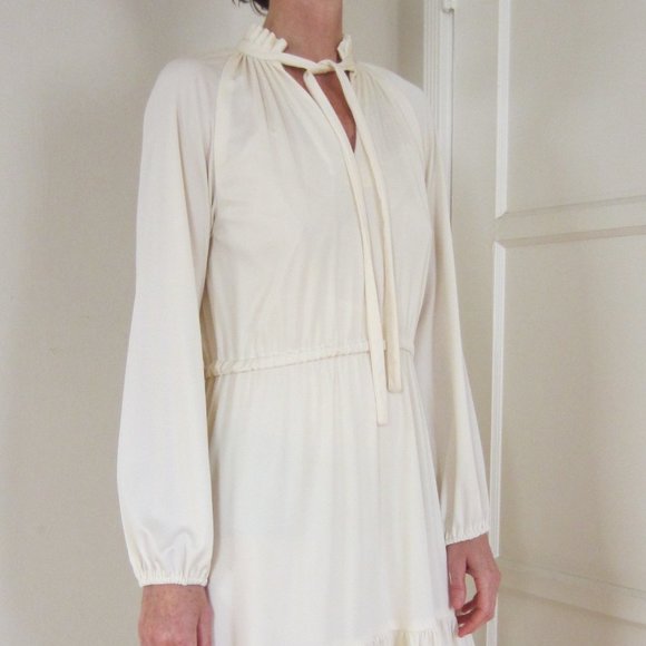Vintage Cream Ivory Long Sleeve Dress Pintuck Polyester 1970s Medium - Picture 4 of 11